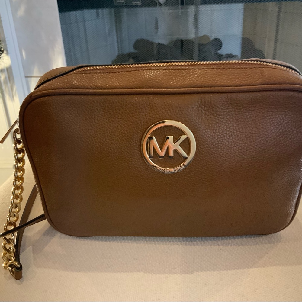 Michael Kors Tan Leather Crossbody/purse with Gold Accents